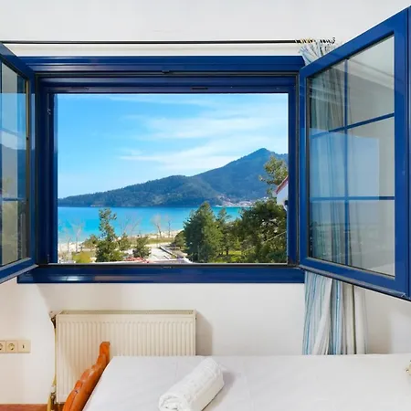 Coastal Charm *