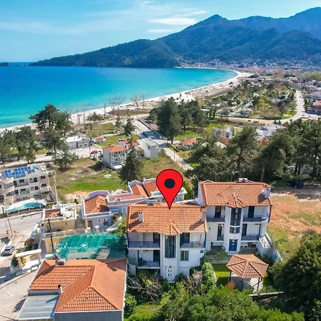 Coastal Charm * 克里斯阿穆迪亚